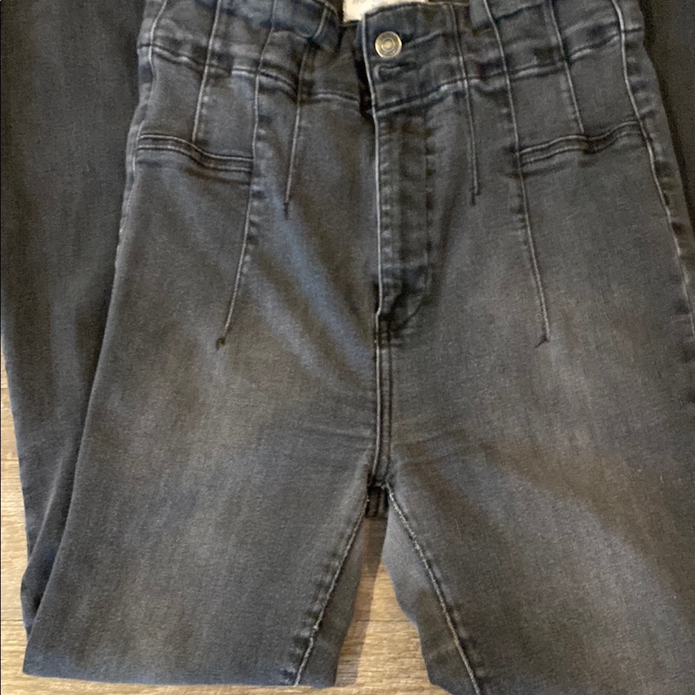 We The Free Jayde Flare Jeans Ridge Grey size 31 - Picture 5 of 9